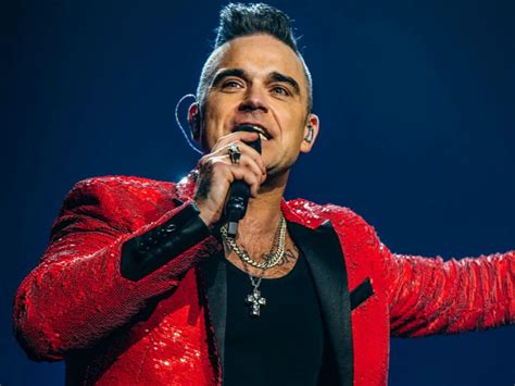 Robbie Williams é cabeça de cartaz do North Festival em Maio。